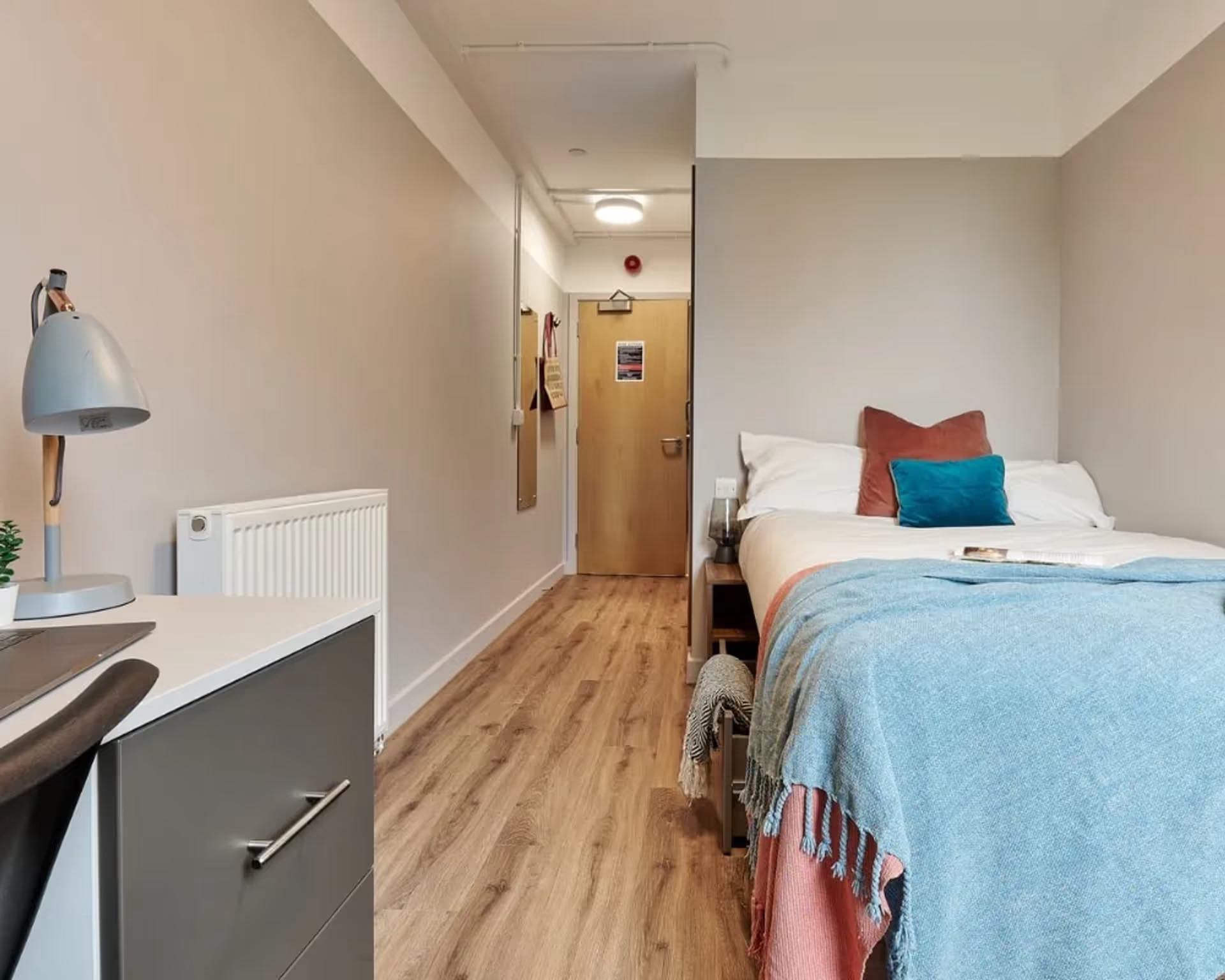 Silver En-suite
