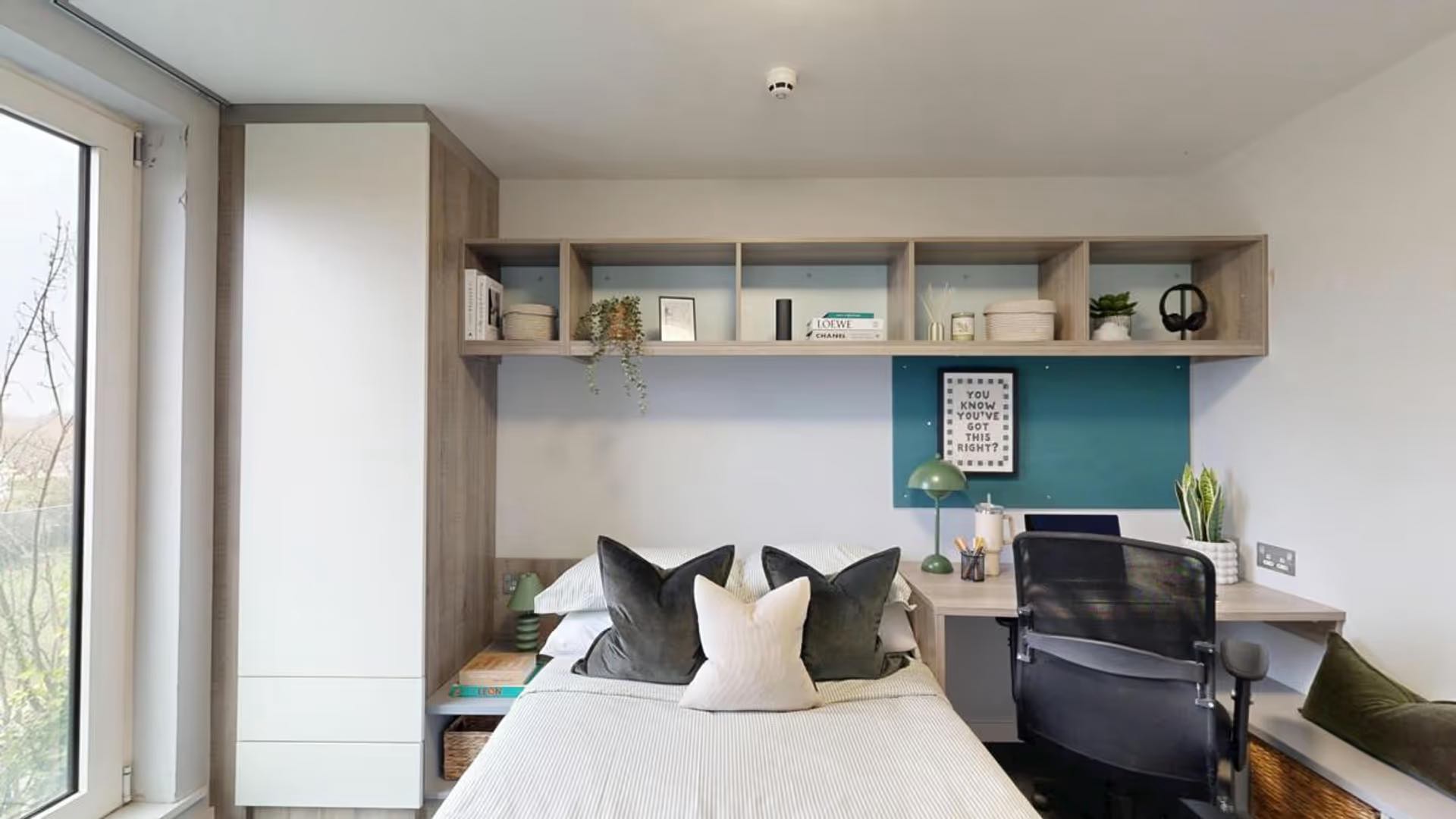 Canal View Room