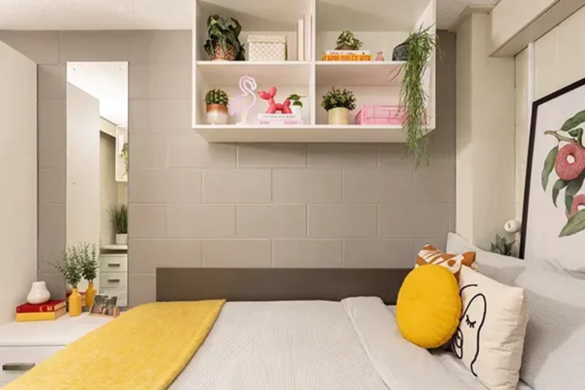 Premium Flat