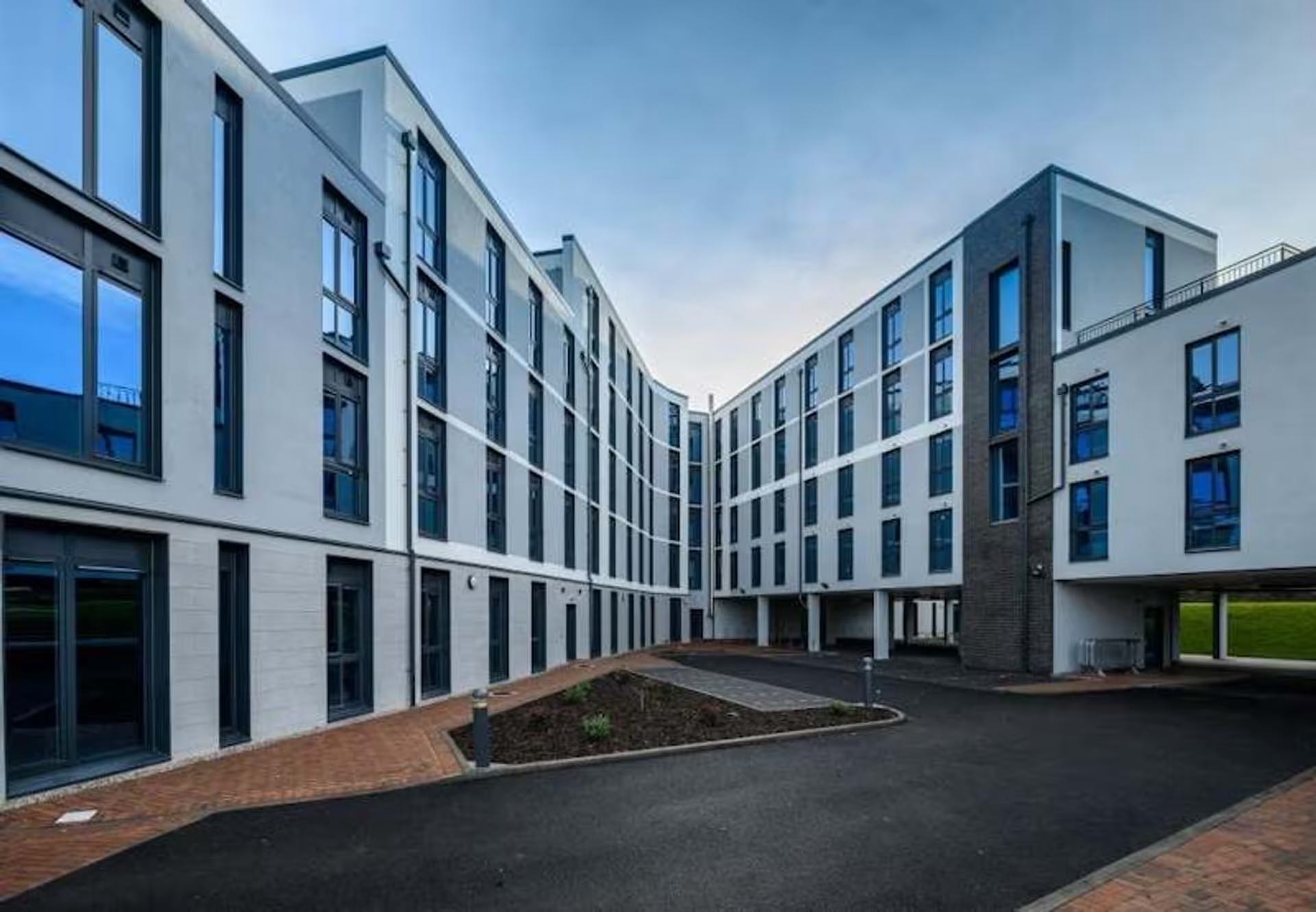 ABeleven, Aberdeen