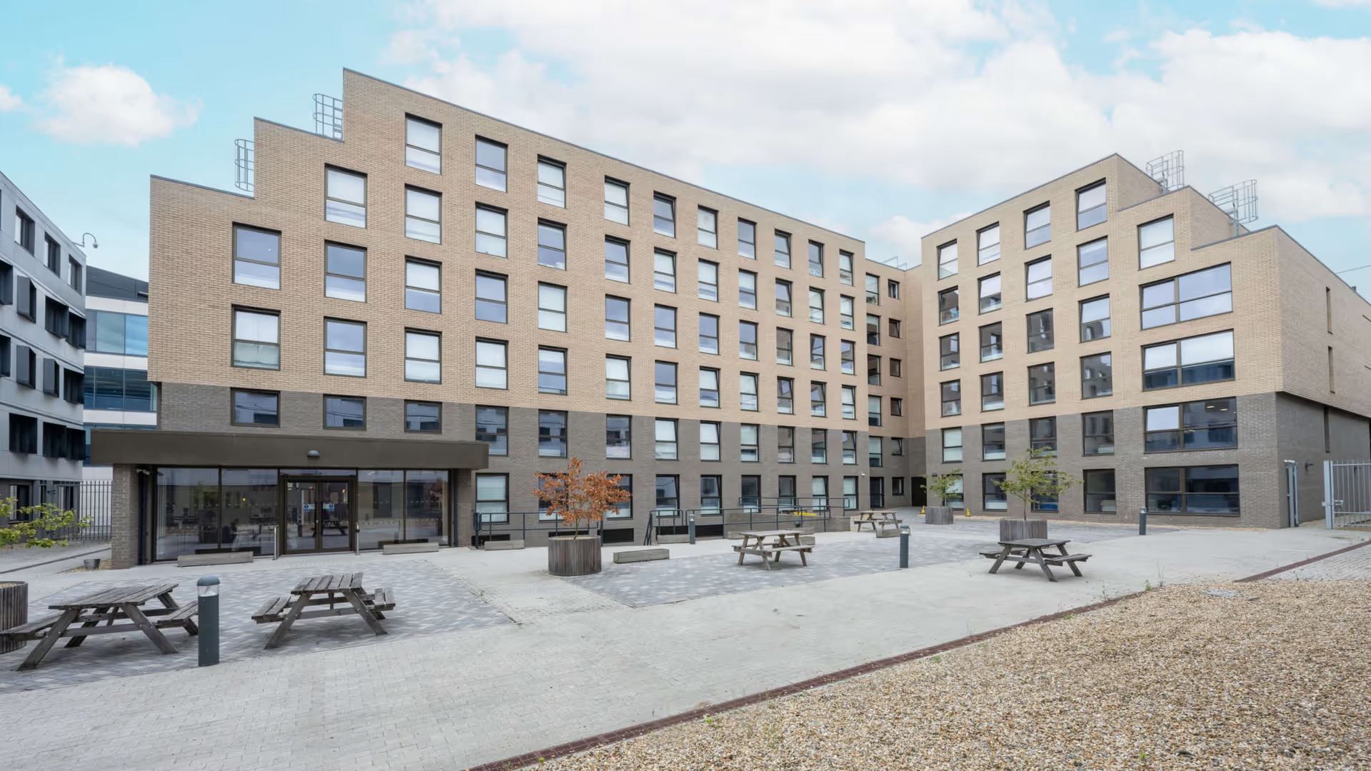 Rhodaus Court, Canterbury