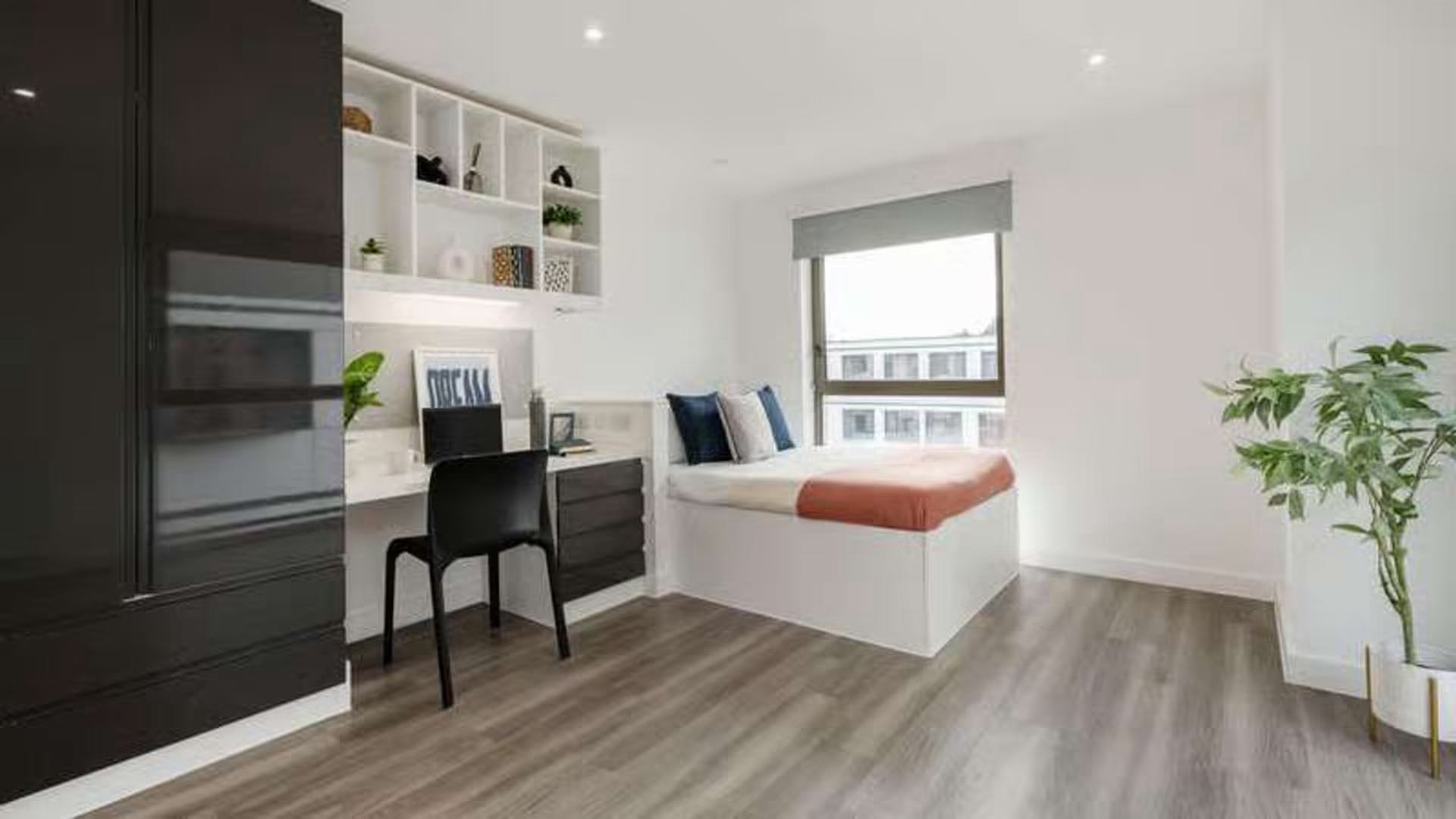Elite Ensuite