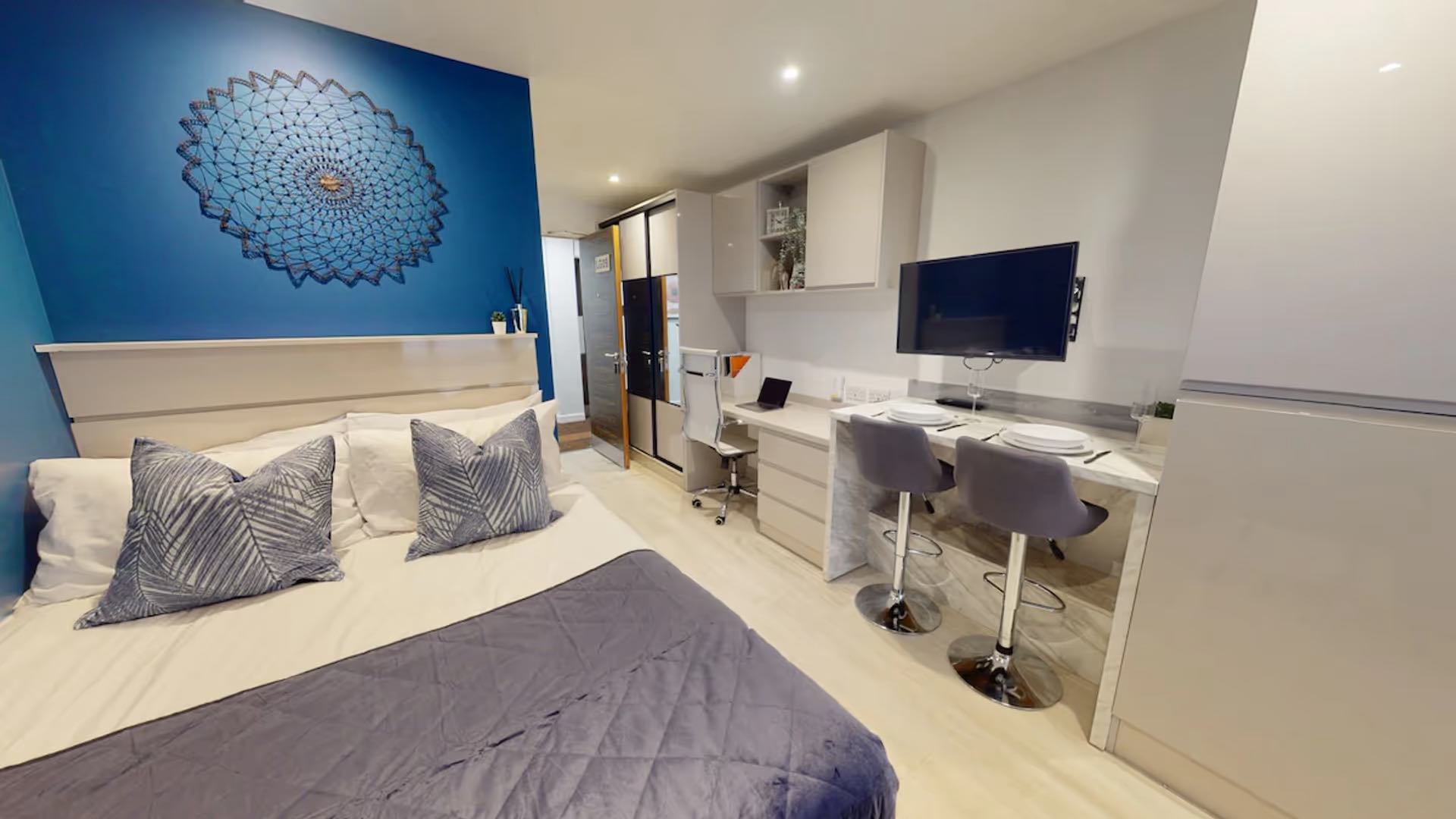 Premium Studio