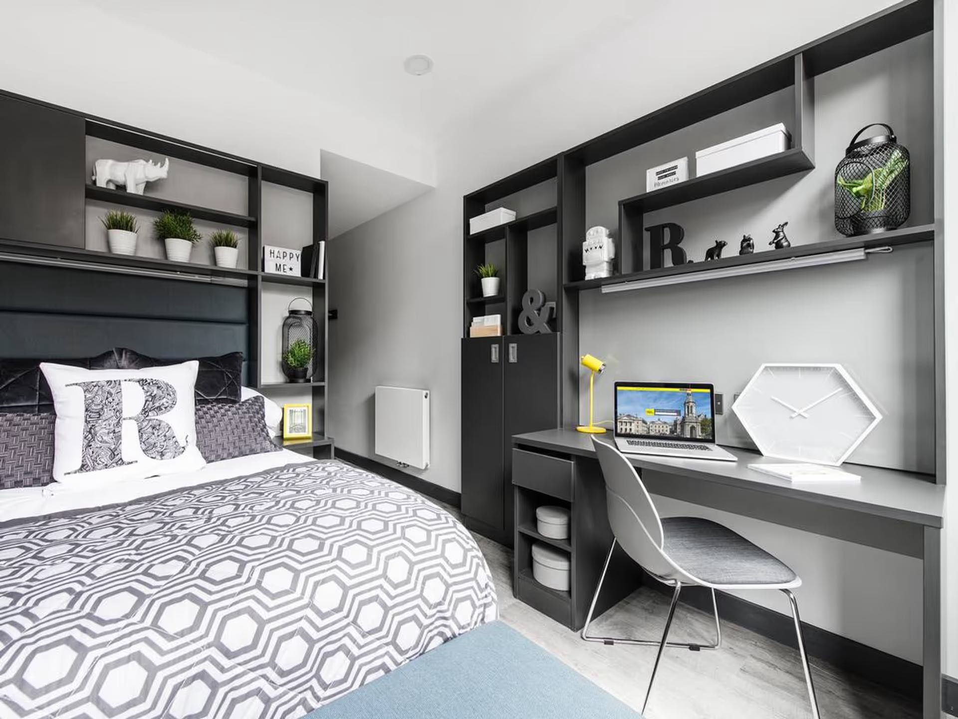 Standard Ensuite