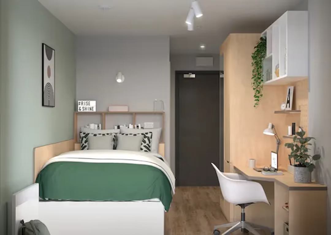 6 Bed Standard Ensuite