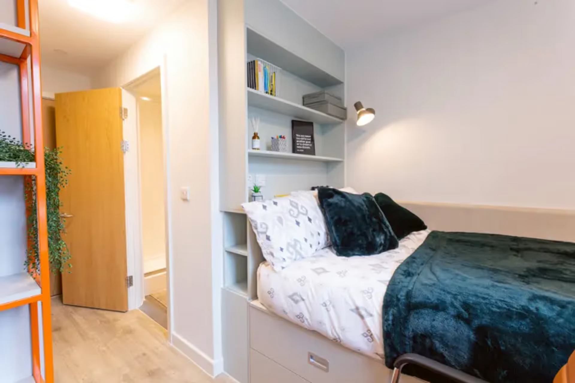 6 Bed Cluster Ensuite