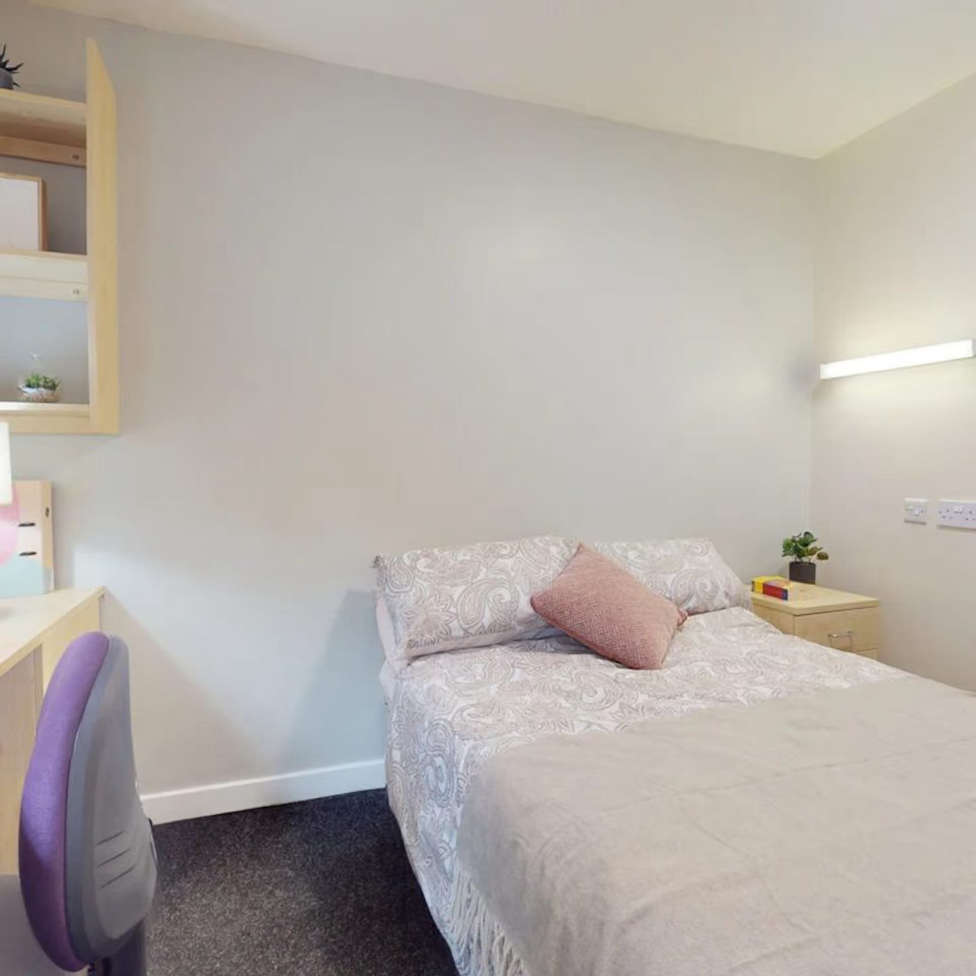 Classic 5 Bed Ensuite