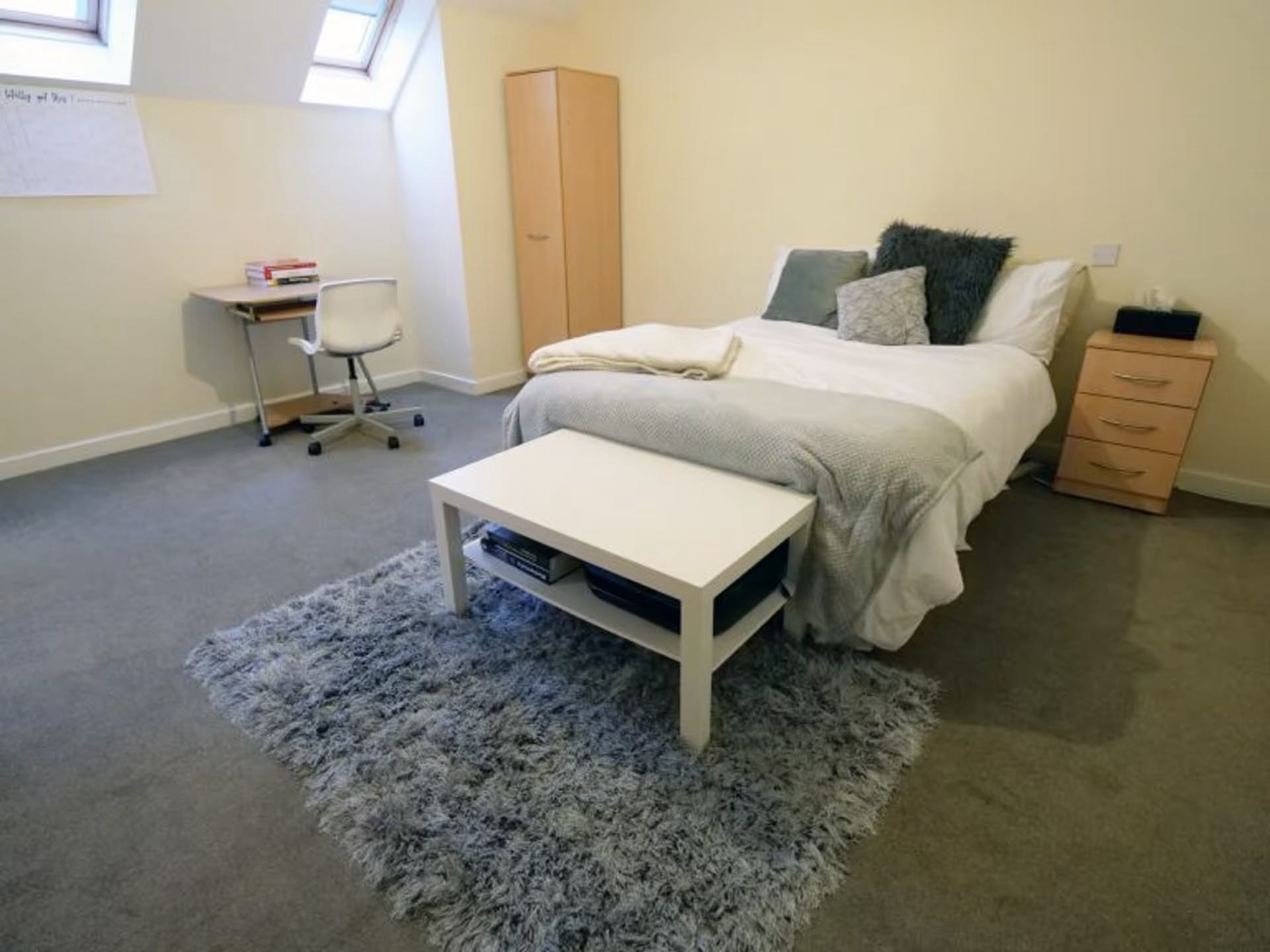 4 Bed Apartment